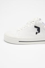 Arcus White
