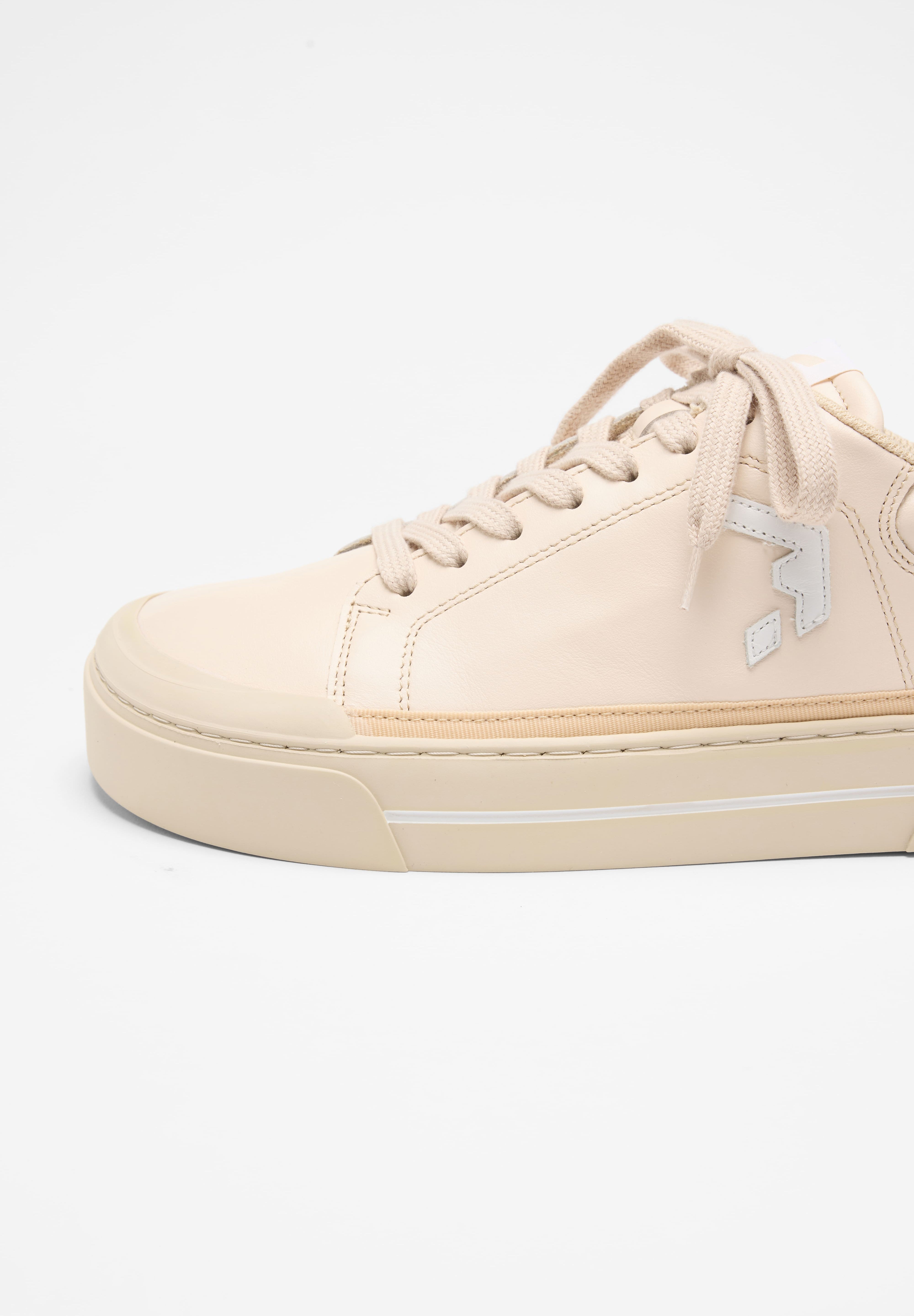 Arcus Peach