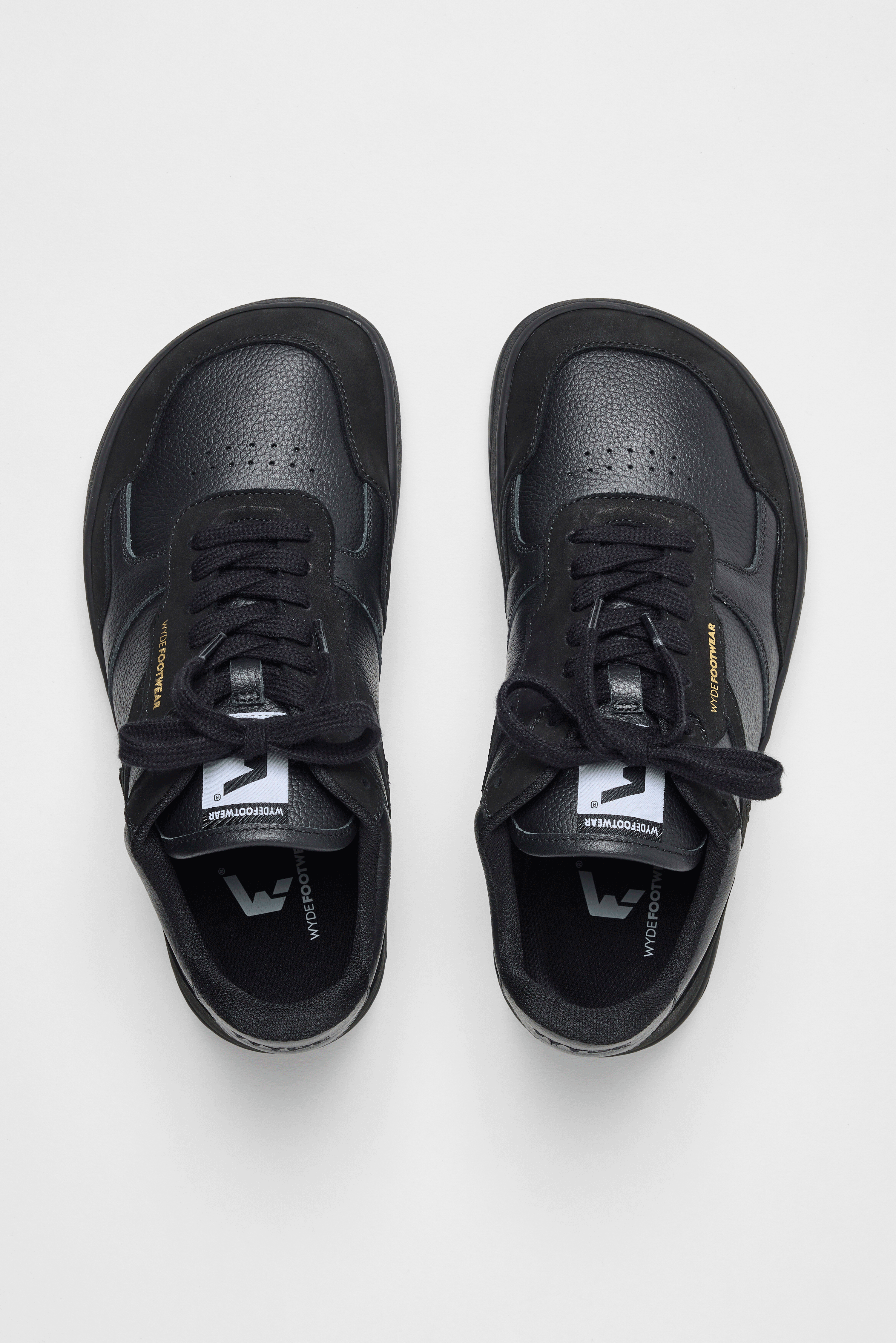 Nova Dual Black