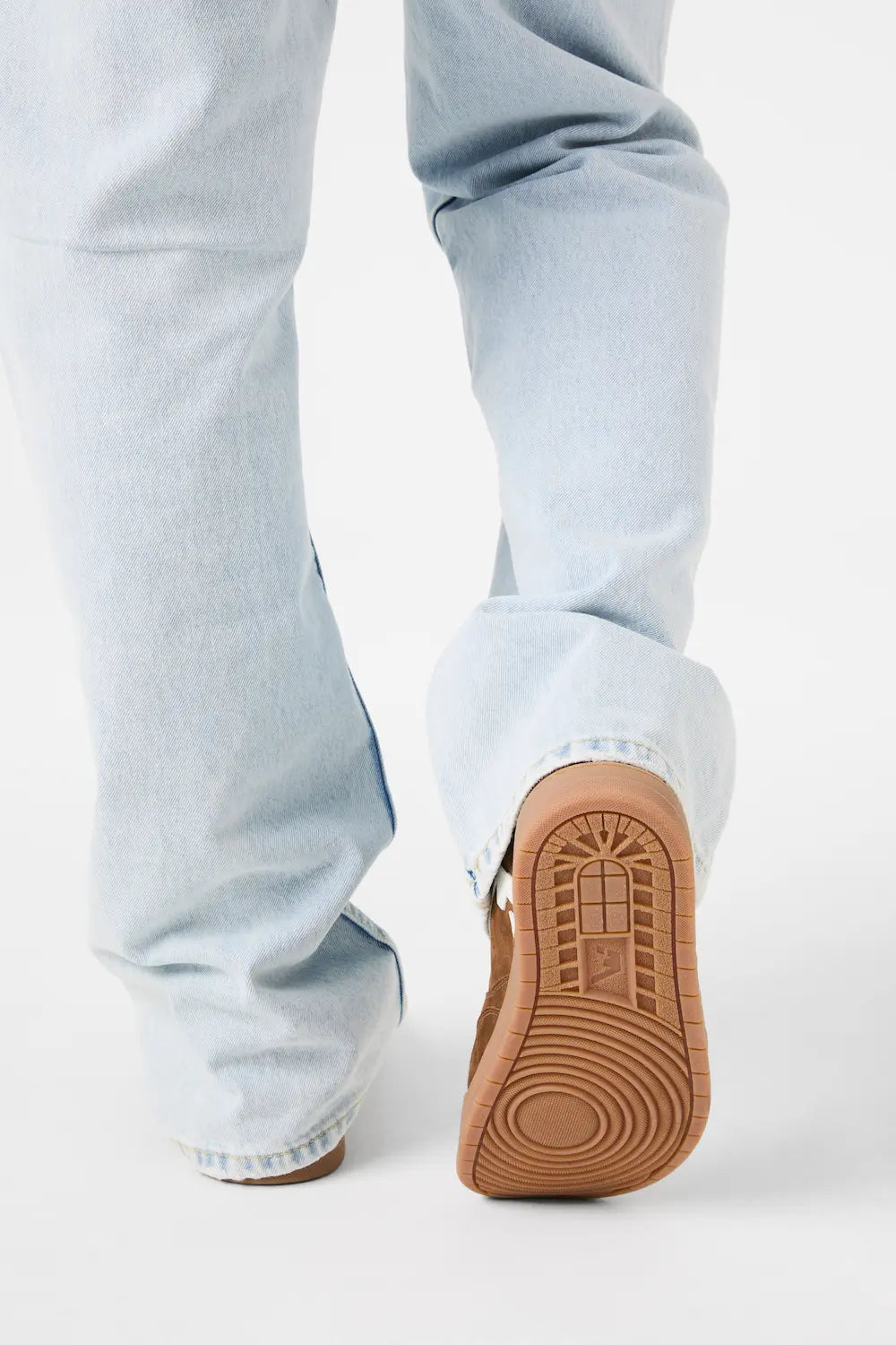 Nova Brown Suede